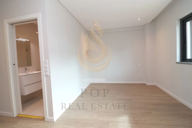 Apartamento T3 para Venda em Montenegro Foto 18