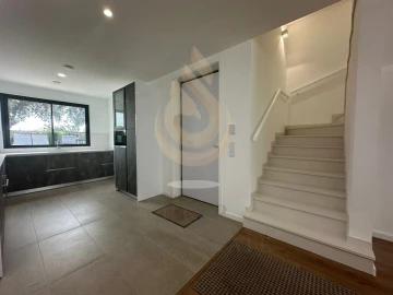 Moradia T3 para Venda em Moncarapacho e Fuseta