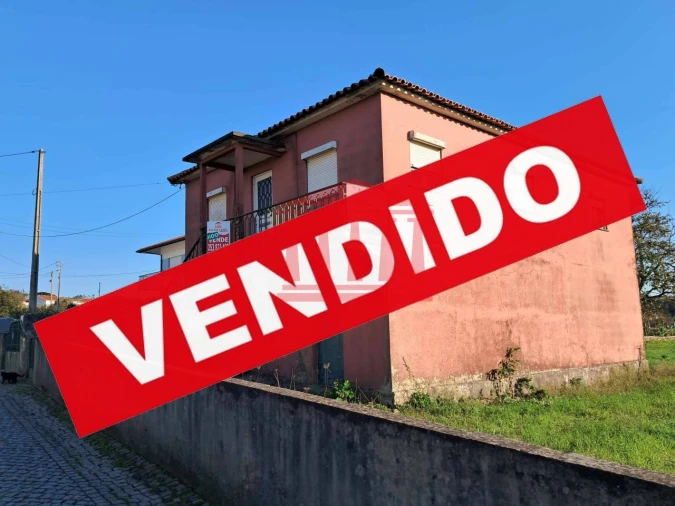 Moradia T3 para Venda em Carvalhal