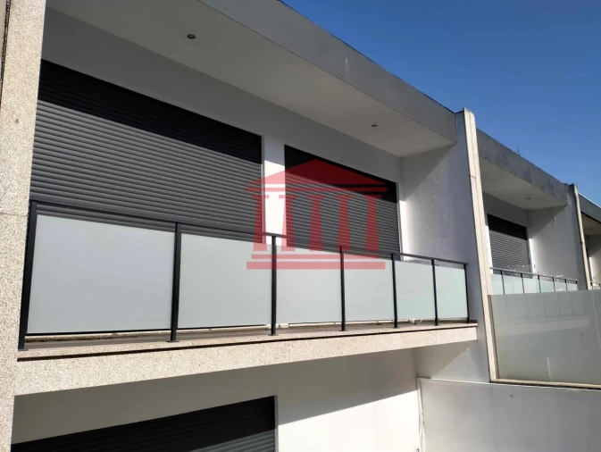 Moradia T3 para Venda em Tamel (São Verissimo) Foto 1