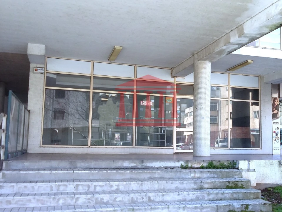 Loja para Venda em Arcozelo Foto 12