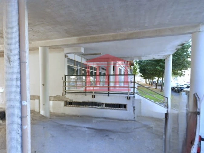 Loja para Venda em Arcozelo Foto 4