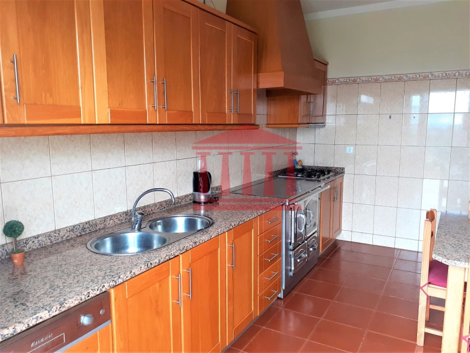 Moradia T3 para Venda em Durrães e Tregosa Foto 5