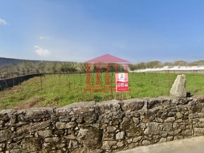 Terreno para Venda em Barroselas e Carvoeiro Foto 1