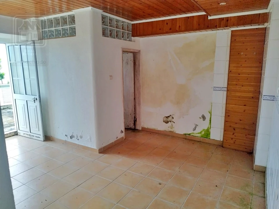 Apartamento T1 para Venda em Calheta Foto 6