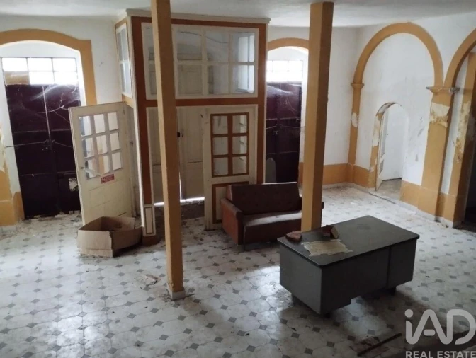 Prédio para Venda em Ribeira de Nisa e Carreiras Foto 4