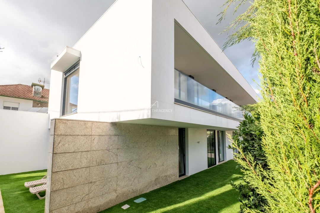 Moradia T7 para Venda em Meixomil Foto 2