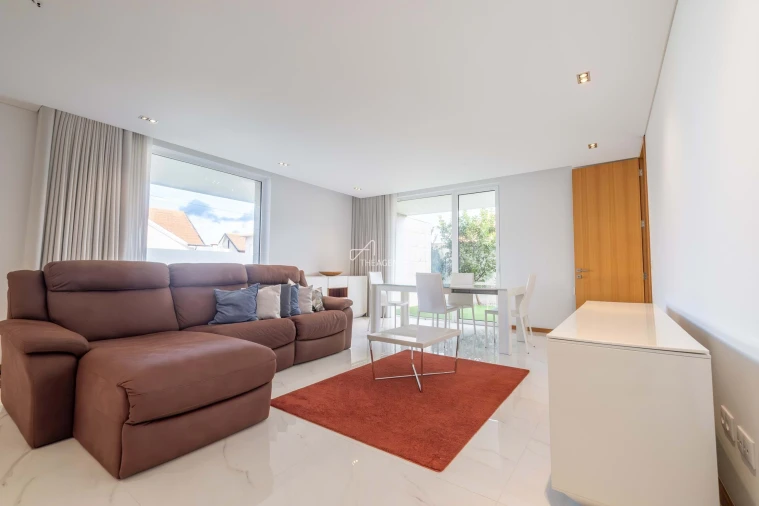 Moradia T7 para Venda em Meixomil Foto 9