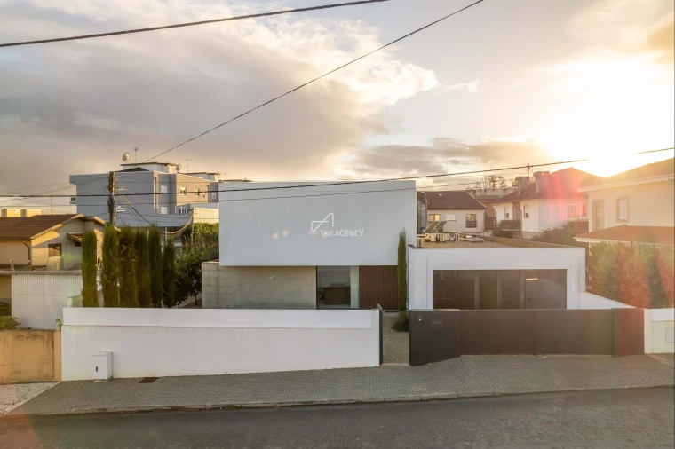 Moradia T7 para Venda em Meixomil Foto 39