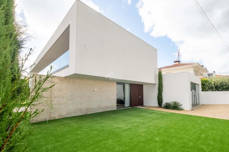 Moradia T7 para Venda em Meixomil Foto 4