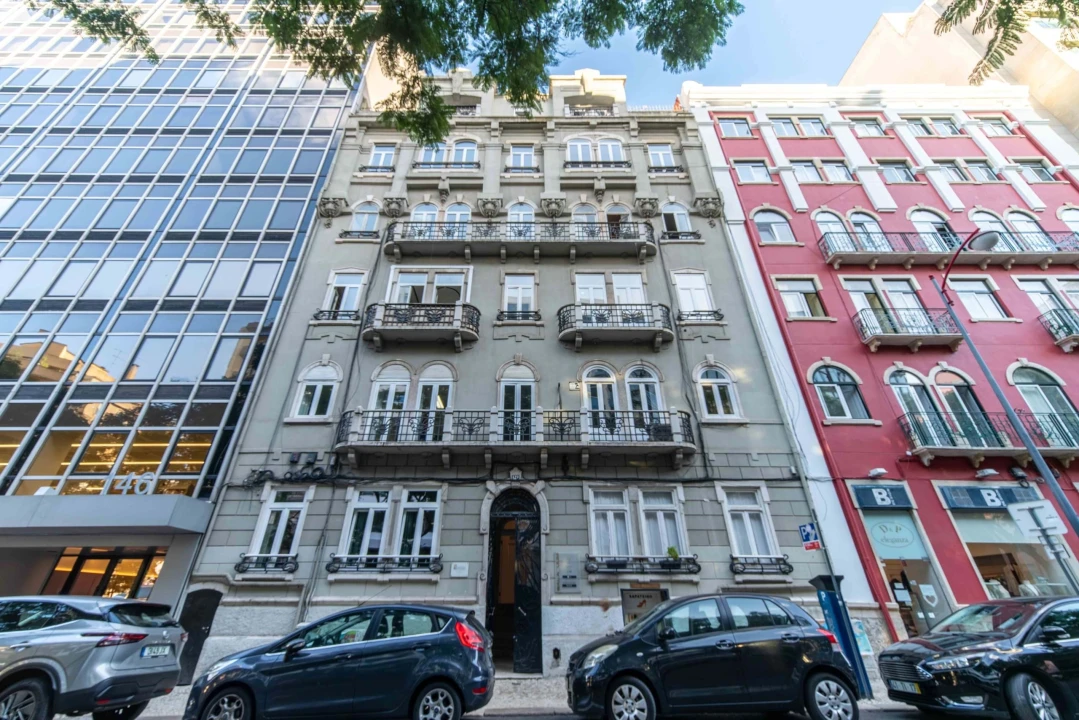 Apartamento T5 para Venda em Avenidas Novas Foto 59