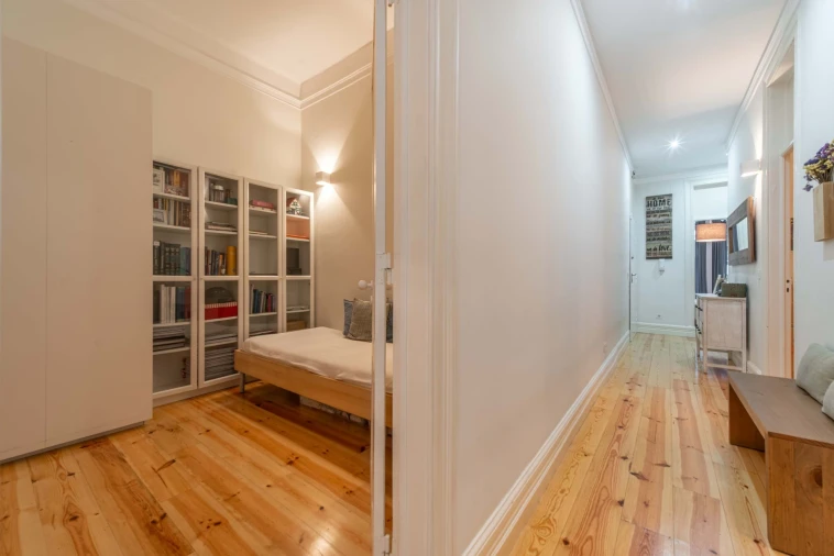 Apartamento T5 para Venda em Avenidas Novas Foto 25