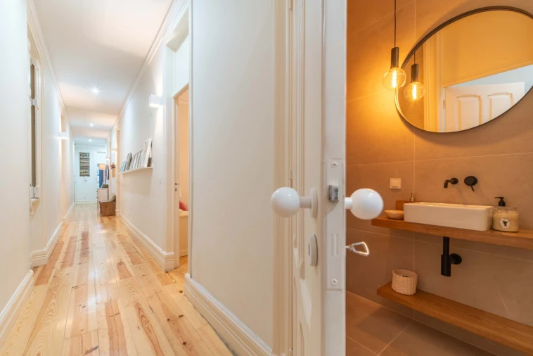 Apartamento T5 para Venda em Avenidas Novas Foto 26