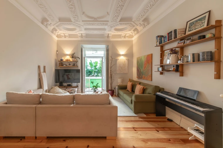 Apartamento T5 para Venda em Avenidas Novas Foto 3