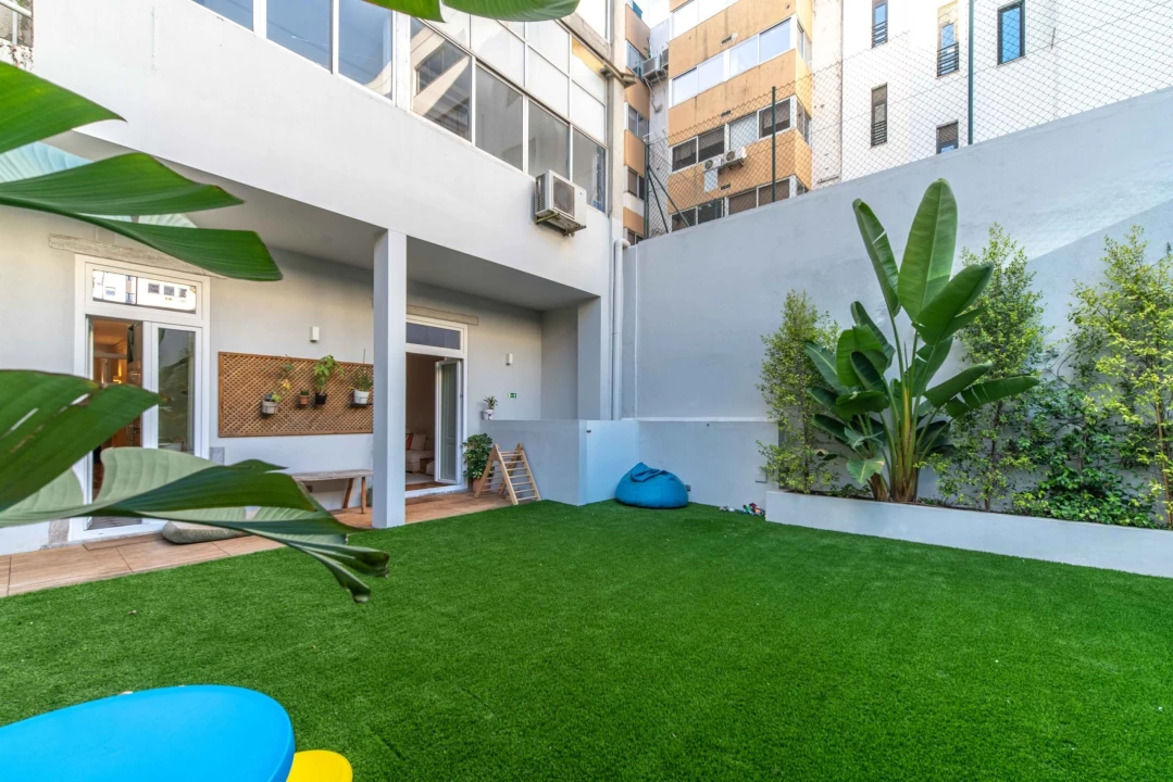 Apartamento T5 para Venda em Avenidas Novas Foto 13