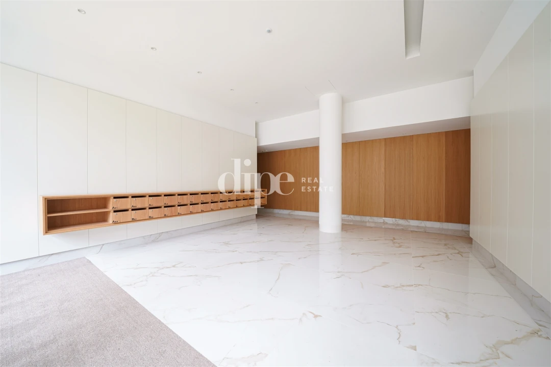 Apartamento T1 para Arrendamento em Oliveira, São Paio e São Sebastião Foto 14