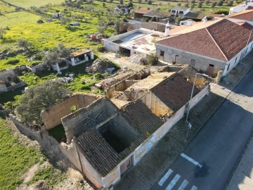 Moradia T9 para Venda em Entradas