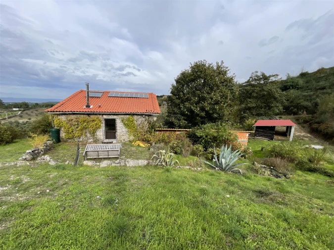 Quinta T2 para Venda em Aldeias e Mangualde da Serra Foto 1