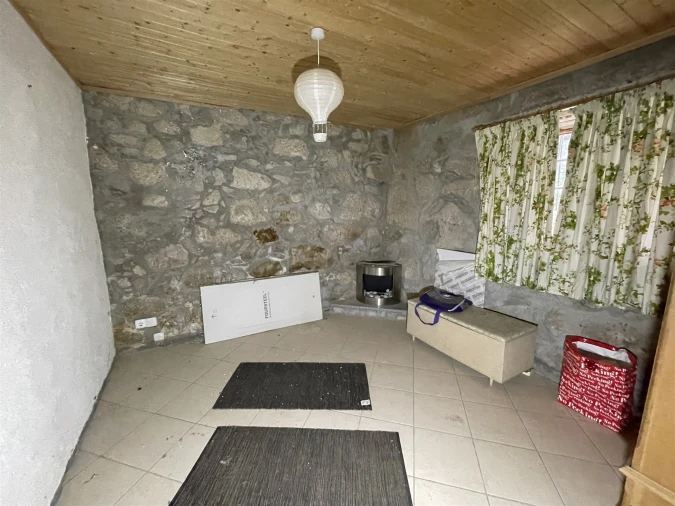 Quinta T2 para Venda em Aldeias e Mangualde da Serra Foto 8