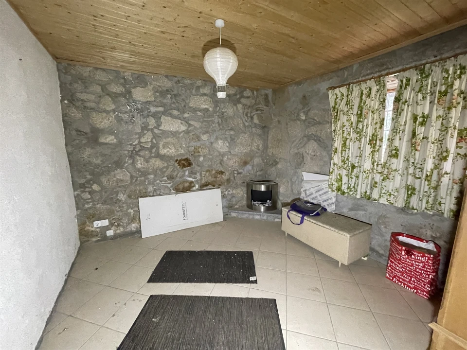 Quinta T2 para Venda em Aldeias e Mangualde da Serra Foto 8