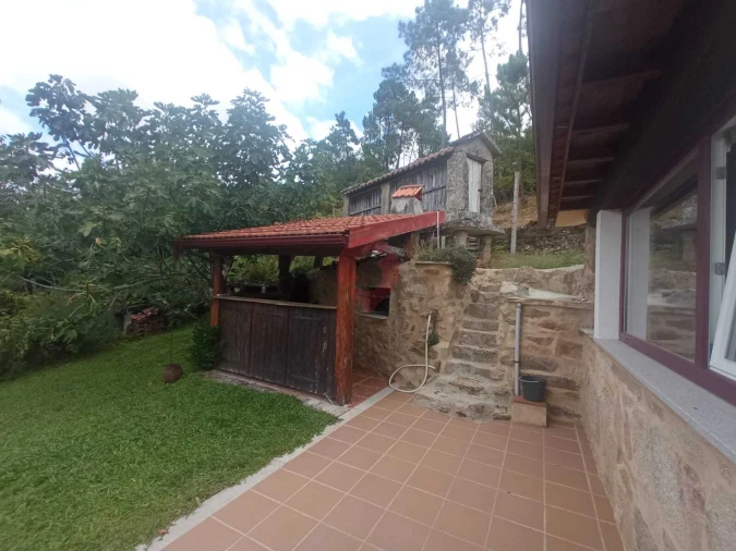 Moradia T3 para Venda em Tangil Foto 10