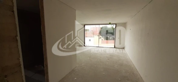 Moradia T4 para Venda em São Felix da Marinha