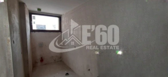 Moradia T4 para Venda em São Felix da Marinha