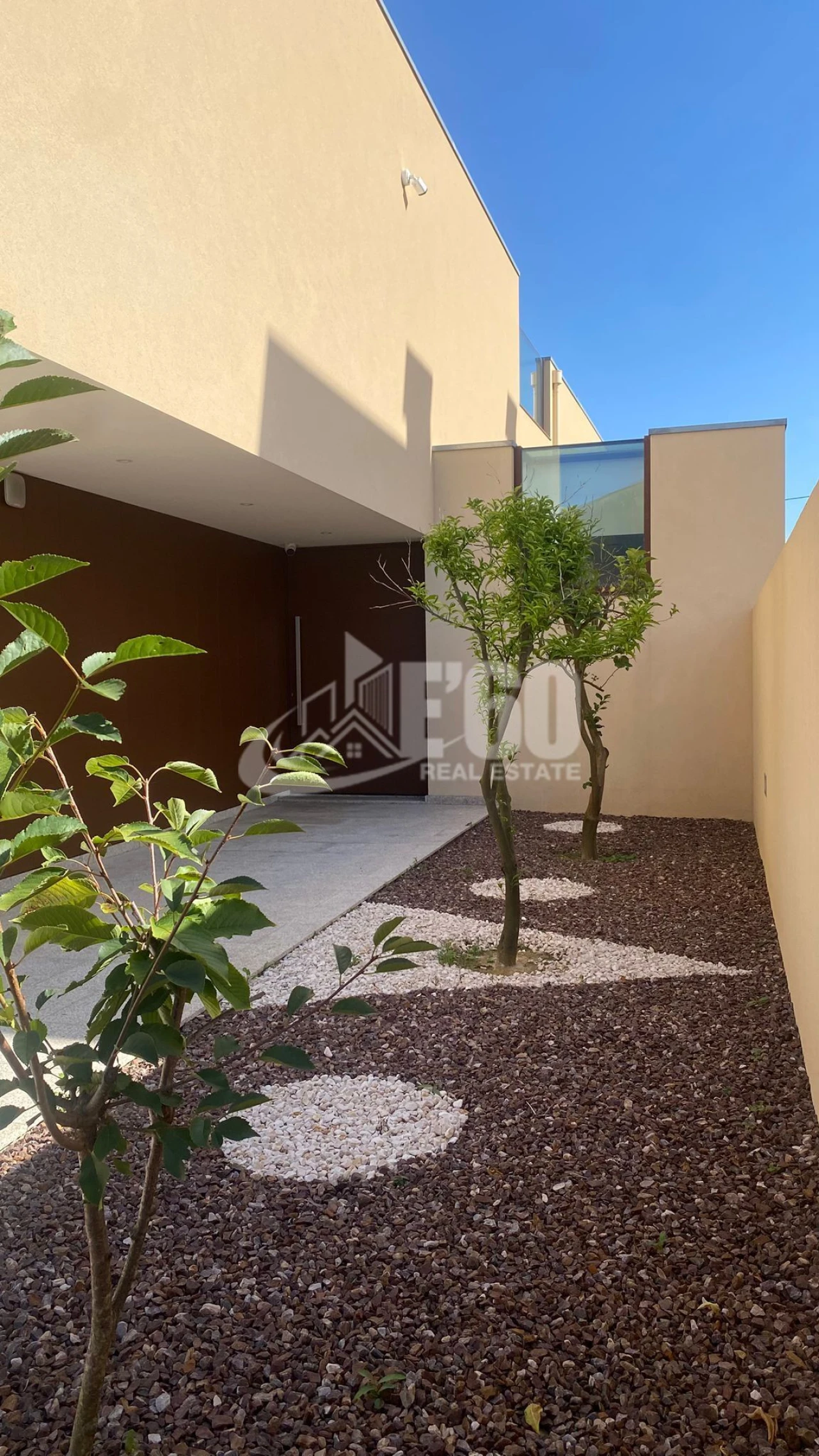 Moradia T4 para Venda em São Felix da Marinha Foto 1