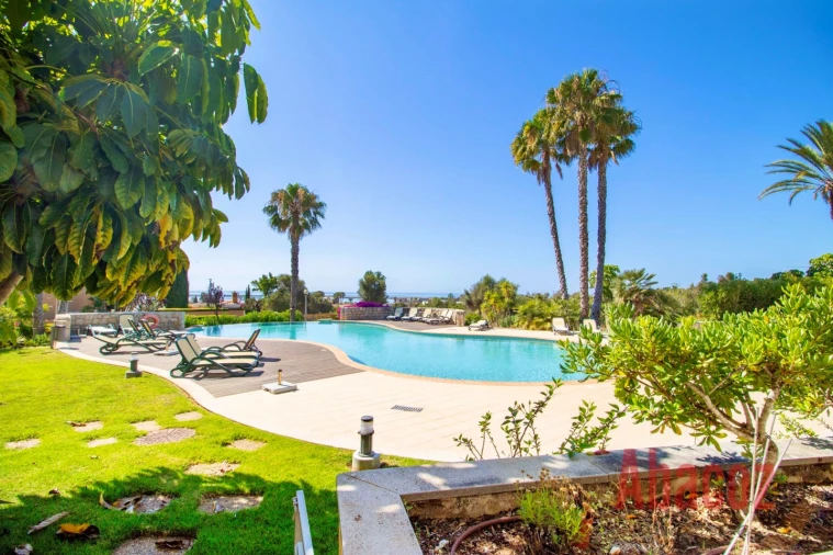 Apartamento T2 para Venda em Odiaxere Foto 3