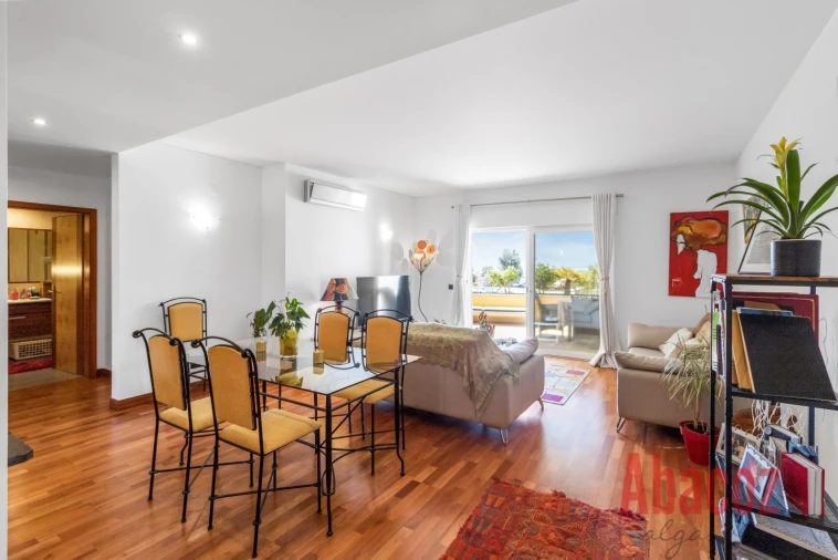 Apartamento T2 para Venda em Odiaxere Foto 9