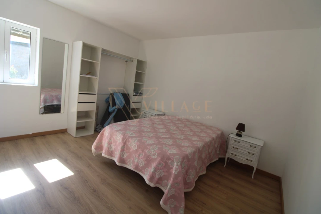 Moradia T4 para Venda em Covas Foto 12