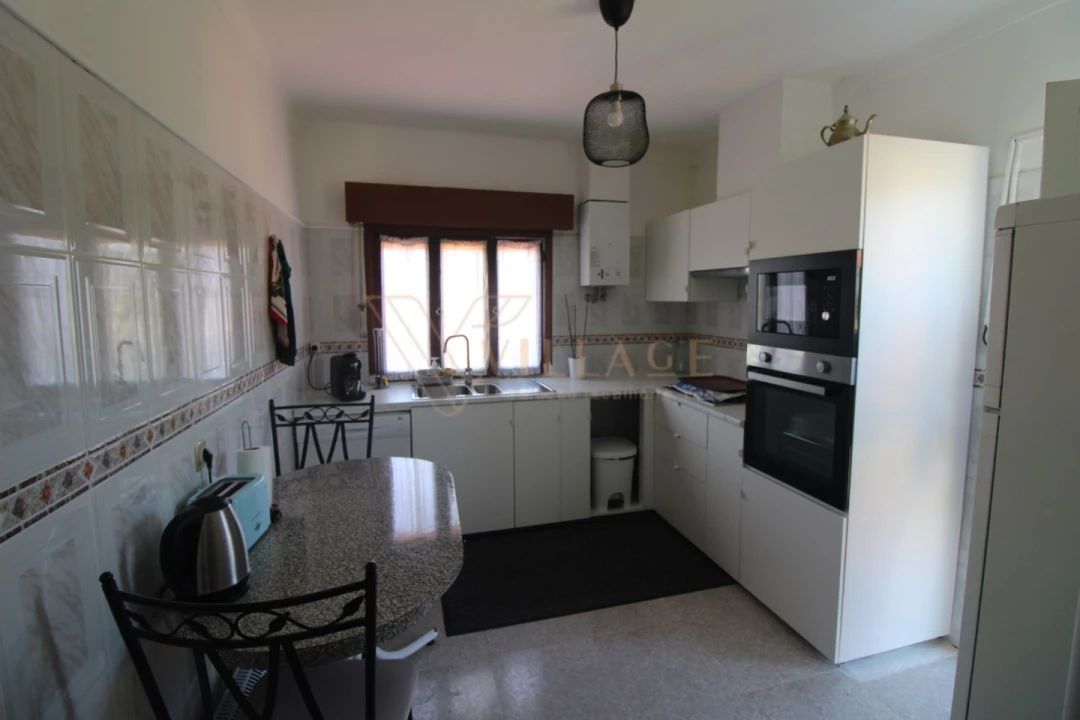 Moradia T4 para Venda em Covas Foto 21