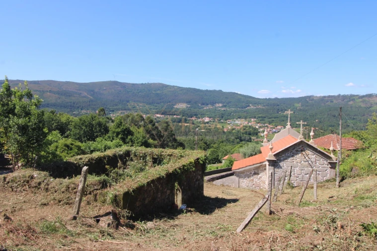 Terreno para Venda em Covas Foto 4