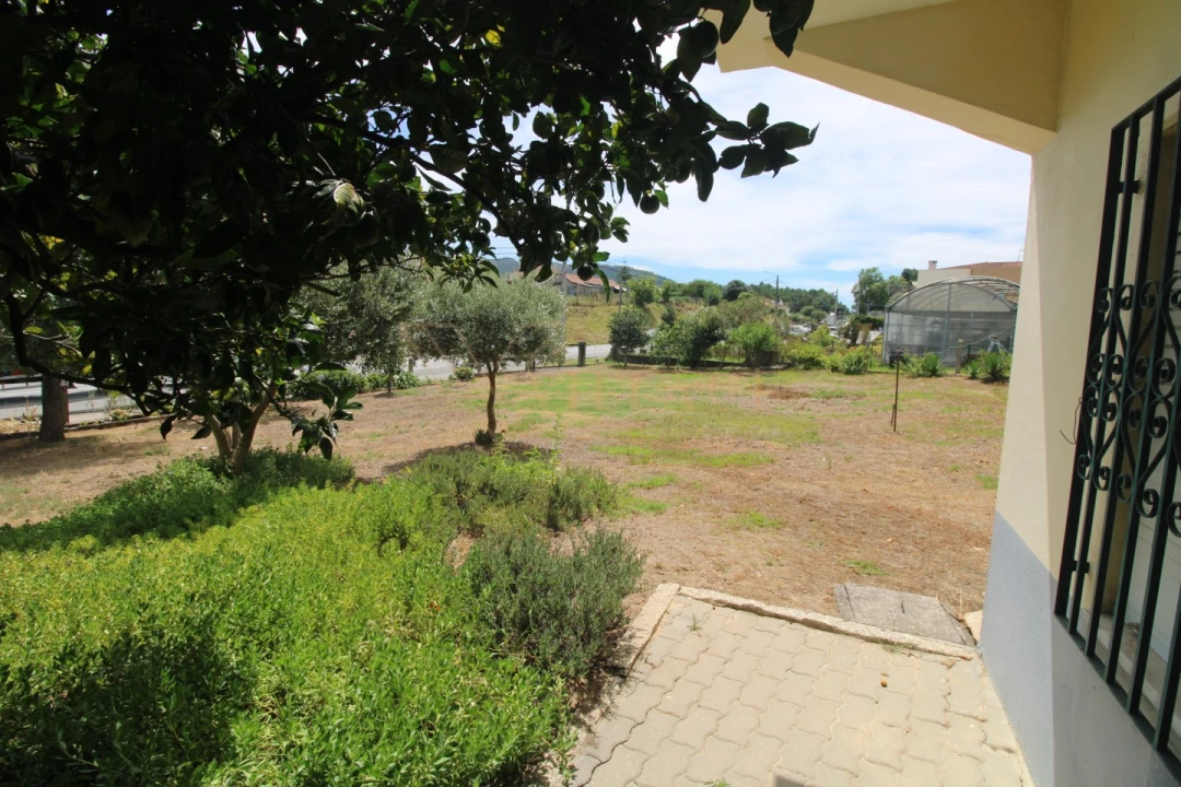 Moradia T5 para Venda em Campos e Vila Meã Foto 6