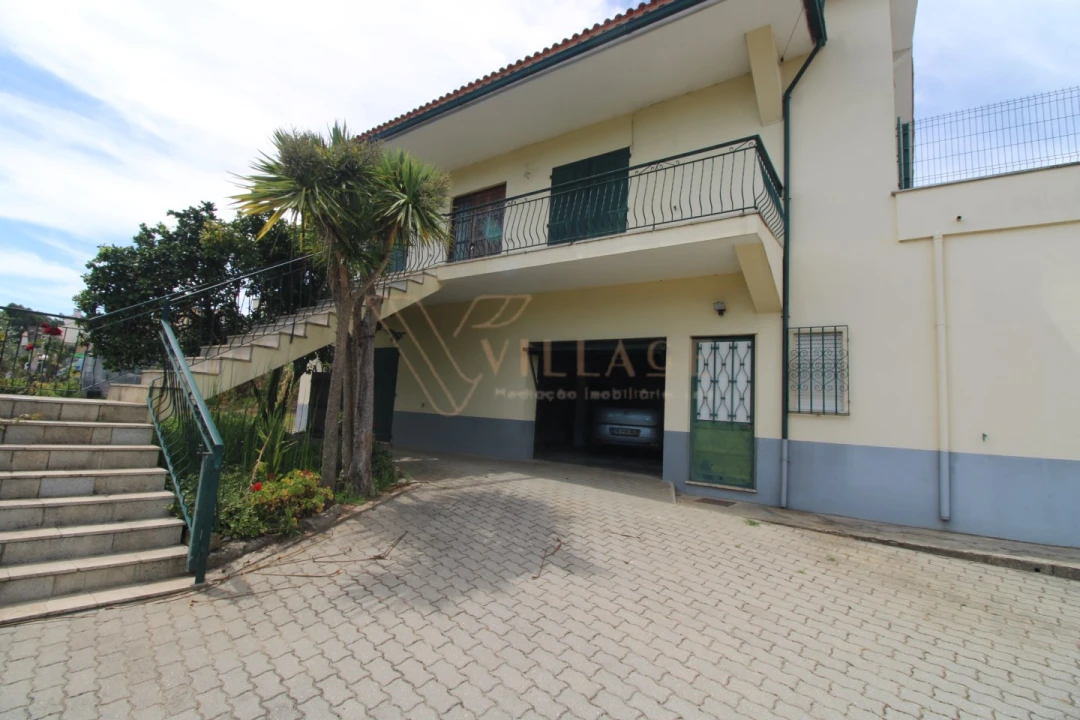 Moradia T5 para Venda em Campos e Vila Meã Foto 9