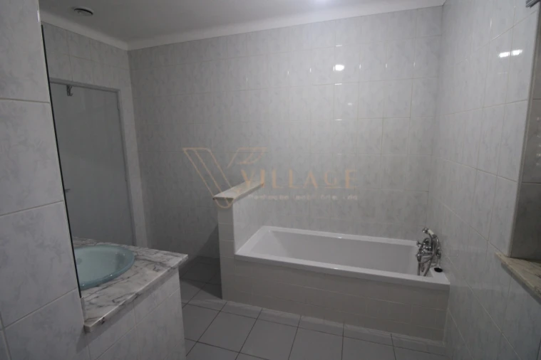 Moradia T5 para Venda em Campos e Vila Meã Foto 25