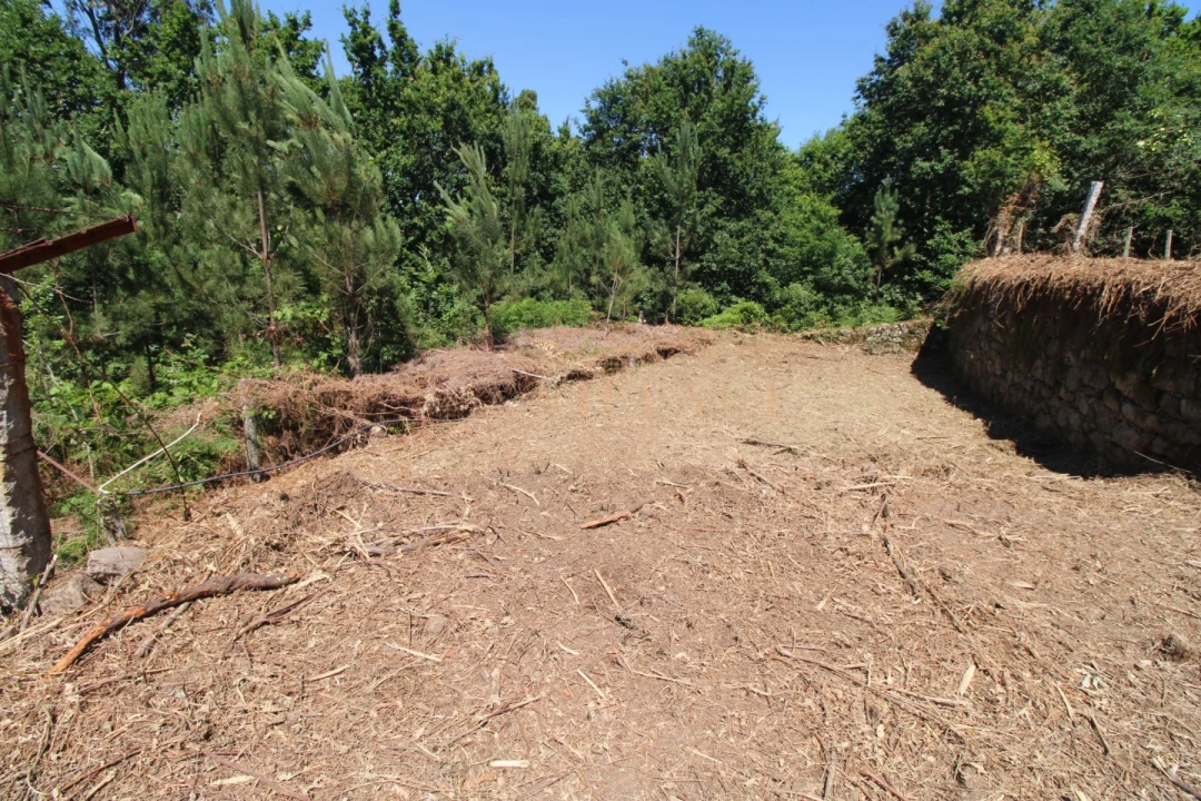 Moradia T4 para Venda em Covas Foto 29