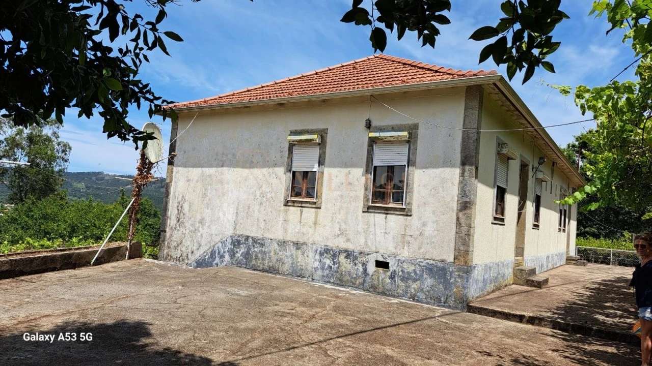 Moradia T4 para Venda em Covas Foto 4