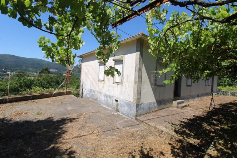 Moradia T4 para Venda em Covas Foto 5