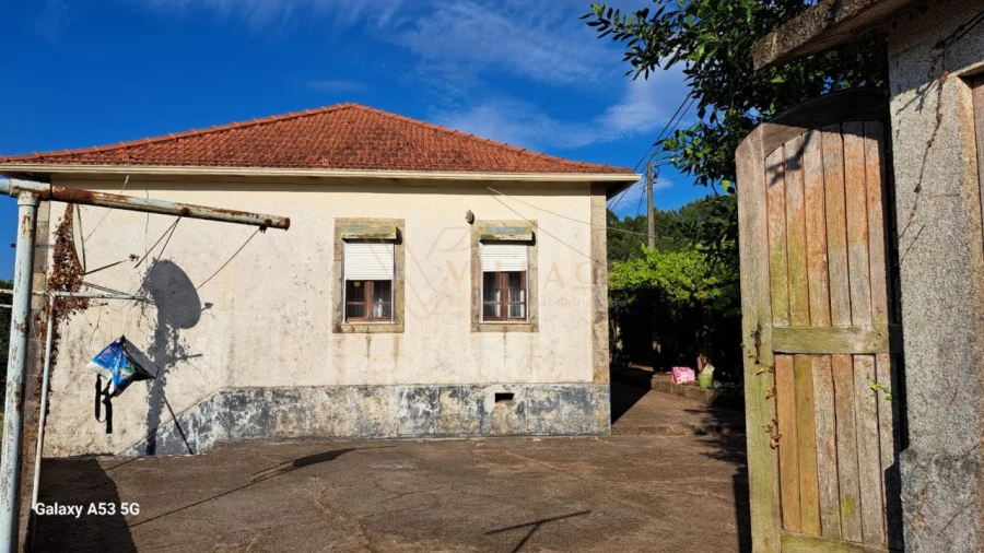 Moradia T4 para Venda em Covas Foto 3