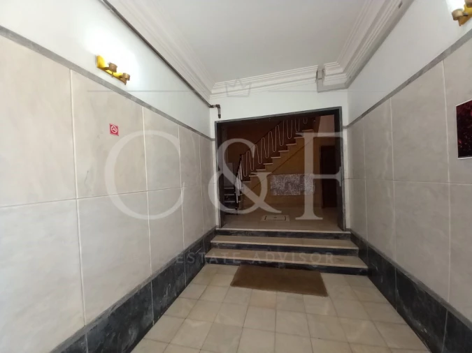 Apartamento T4 para Venda em Laranjeiro e Feijó Foto 3