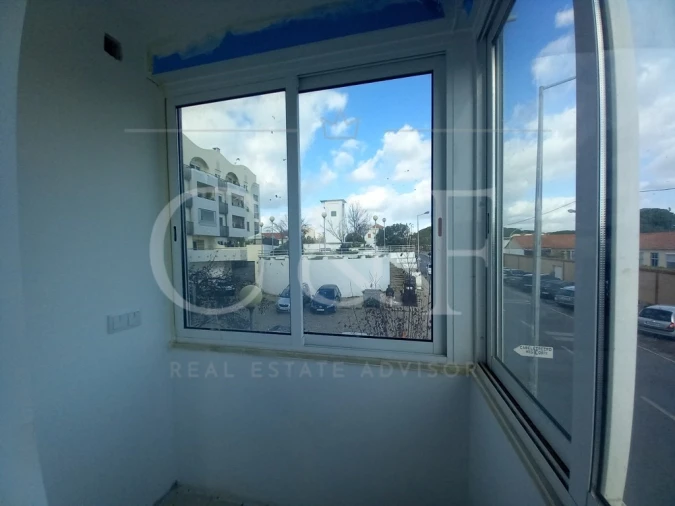 Apartamento T4 para Venda em Laranjeiro e Feijó Foto 17
