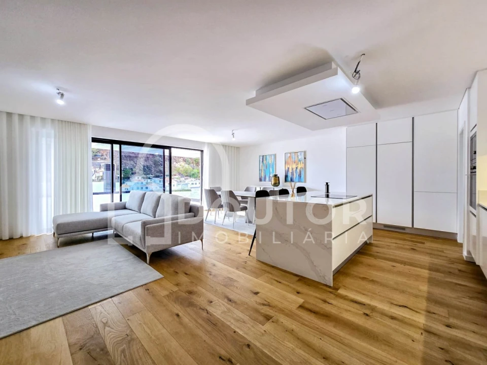 Apartamento T6 para Venda em Funchal (São Pedro) Foto 6