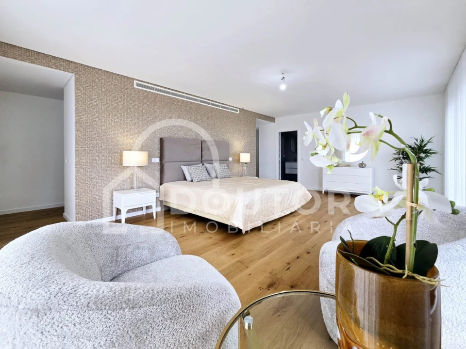 Apartamento T6 para Venda em Funchal (São Pedro) Foto 15