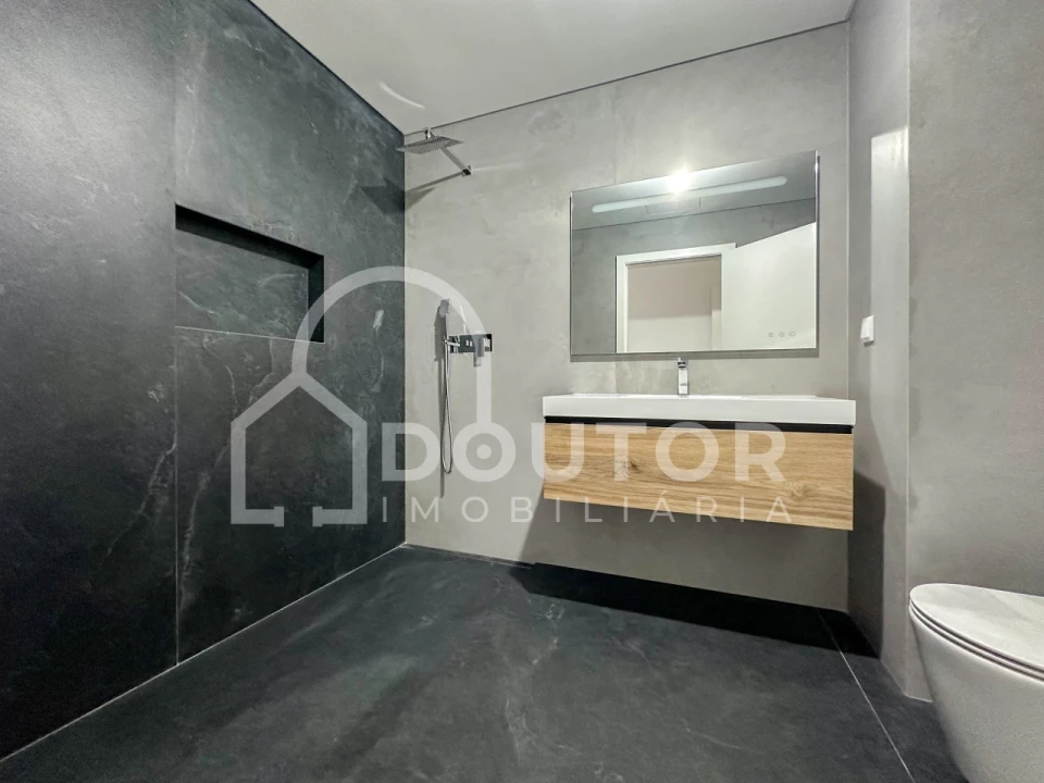 Apartamento T6 para Venda em Funchal (São Pedro) Foto 34