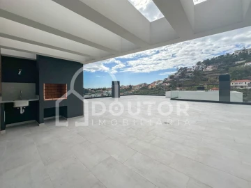 Apartamento T6 para Venda em Funchal (São Pedro)