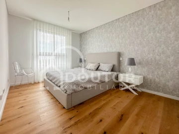 Apartamento T6 para Venda em Funchal (São Pedro)