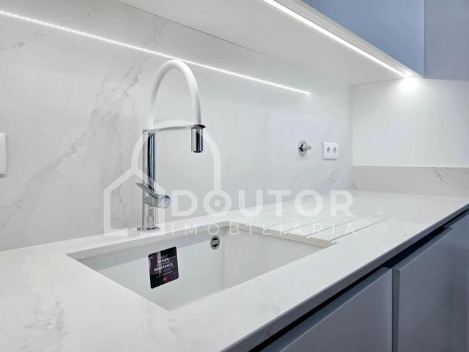 Apartamento T6 para Venda em Funchal (São Pedro) Foto 13