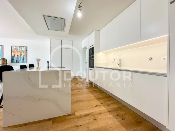Apartamento T6 para Venda em Funchal (São Pedro) Foto 14