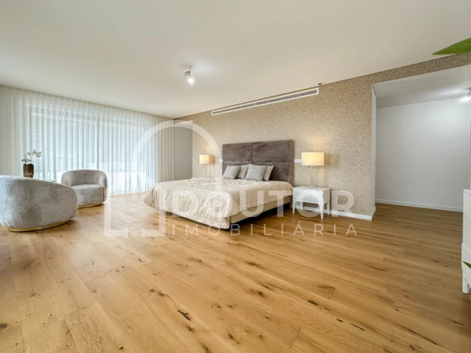 Apartamento T6 para Venda em Funchal (São Pedro) Foto 16